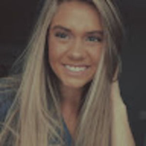 Meet your Posher, Leah